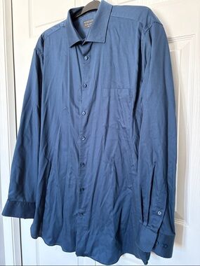 Banana Republic Navy Blue Men's Dress Shirt with Spread Collar